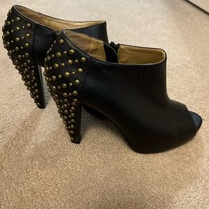 Roberto Vianni Studded Heels